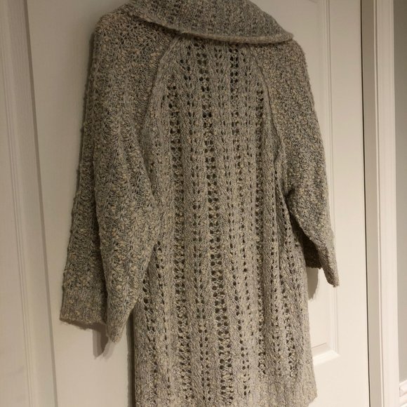 Anthropologie Sweater - Picture 2 of 9